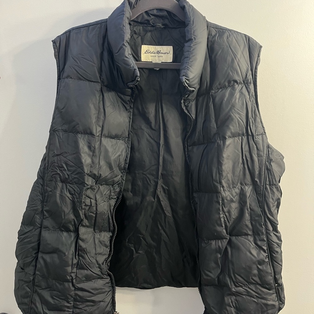 Eddie Bauer Puffy Vest - Picture 1 of 3